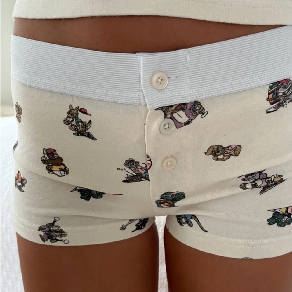 NWT Brandy Melville Boyshort Chill Since Underwear 🎱🧶